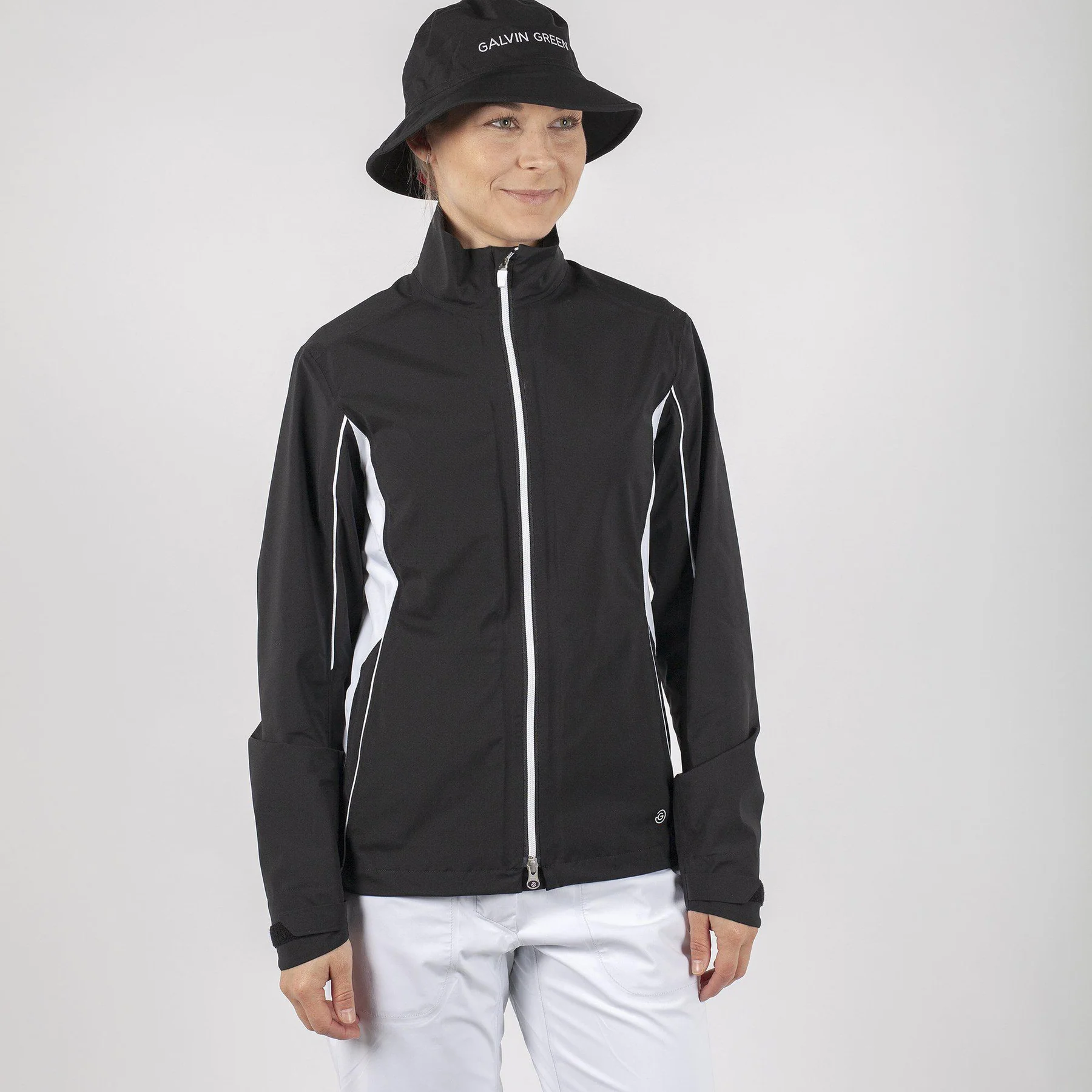AILA - black/white